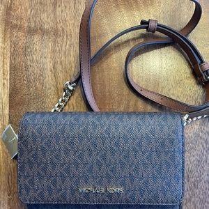 Michael Kors Crossbody Purse